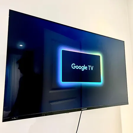 4 Bedroom Newly Renovated Lejlighed