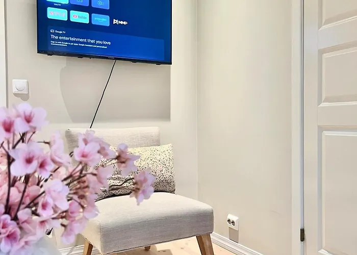 4 Bedroom Newly Renovated Appartement *